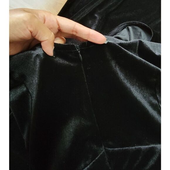 Romeo+Juliet Black Velvet Jumpsuit L - Picture 8 of 10
